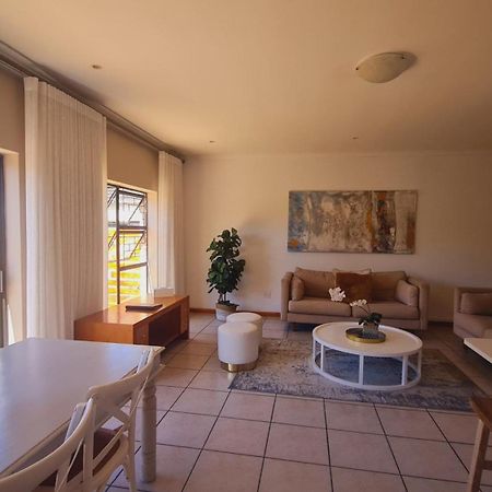 2 On Lismore Guesthouse Tokai Kültér fotó