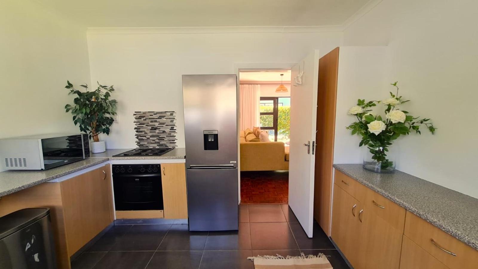 2 On Lismore Guesthouse Tokai Kültér fotó